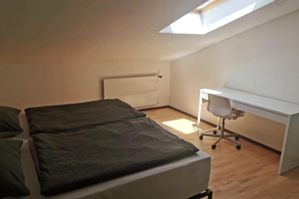 Ferienunterkuenfte In Sievering Mit Self-Check-In Vienna Esterno foto