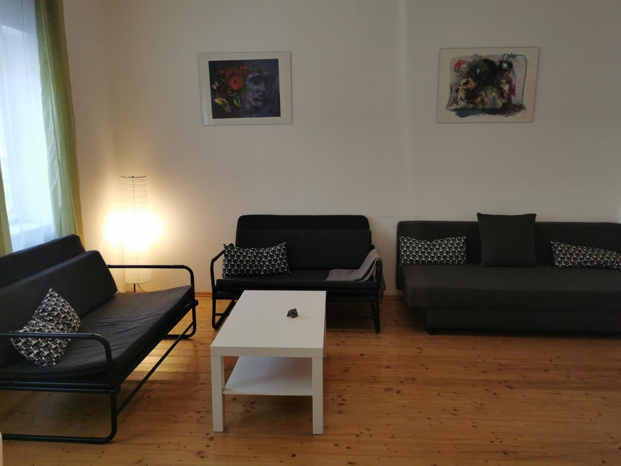 Ferienunterkuenfte In Sievering Mit Self-Check-In Vienna Esterno foto